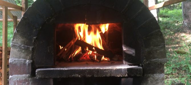 DIYによる石窯作り ～皆でピザパーティー～