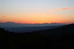 美しいシルエットの北アルプス   