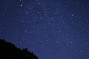 女の神展望台から見る星空   