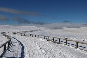 真冬の美ヶ原・塩くればから見る大雪原